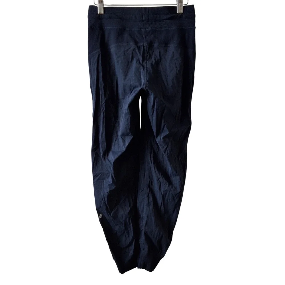 Lululemon Beyond the Studio‎ Jogger Navy Blue Size 4 High Rise Pants